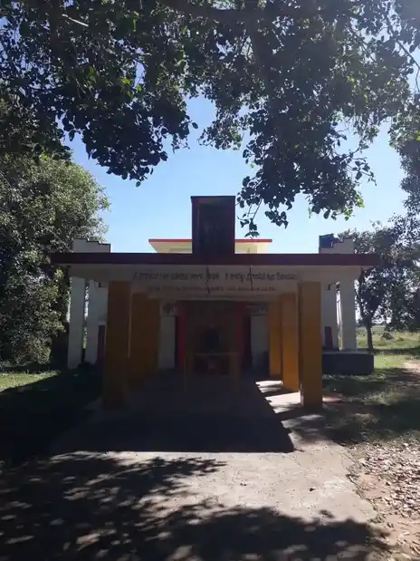 Arulmigu Solakkattu Anjaneyar Temple, Denkanikottai - 635107 அருள்மிகு சோளக்காட்டு ஆஞ்சநேயசாமி திருக்கோயில், Denkanikottai - 635107, Krishnagiri - Ancient Temple Architecture and History Image 3