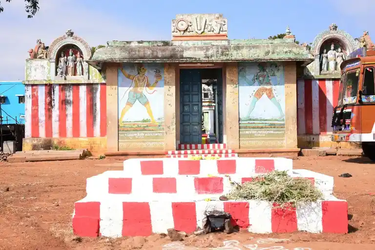 Arulmigu Solamalai Alagar Temple, Sevugampatty - 624211 Arulmigu Solamalai Alagar Temple, Sevugampatty - 624211, Dindigul - Ancient Temple Architecture and History Image 4