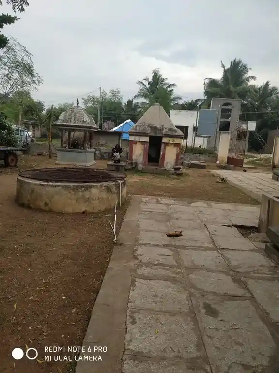 Arulmigu Solapureeswarar Temple, Ulagaapuram - 604154 Arulmigu Solapureeswarar Temple, Ulagaapuram - 604154, Viluppuram - Ancient Temple Architecture and History Image 3