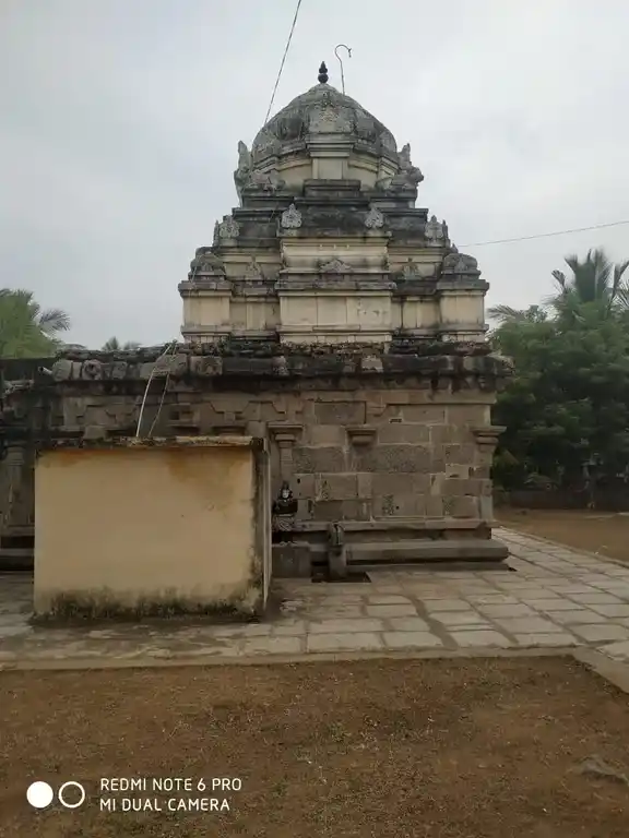 Arulmigu Solapureeswarar Temple, Ulagaapuram - 604154 Arulmigu Solapureeswarar Temple, Ulagaapuram - 604154, Viluppuram - Ancient Temple Architecture and History Image 7