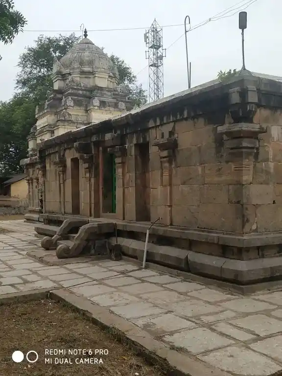 Arulmigu Solapureeswarar Temple, Ulagaapuram - 604154 Arulmigu Solapureeswarar Temple, Ulagaapuram - 604154, Viluppuram - Ancient Temple Architecture and History Image 11