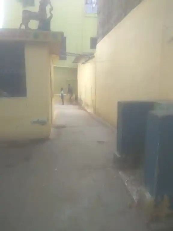 Arulmigu Solapuri Mariyamman Temple, Sangaranpillaimedu, Thiruchirappalli - 620001 Arulmigu Solapuri mariyamman Temple, Sangaranpillaimedu, Thiruchirappalli - 620001, Thiruchirappalli - Ancient Temple Architecture and History Image 5