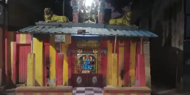 Arulmigu Solapuriyamman Temple, Sarpanamedu - 632001 அருள்மிகு சோலாபுரியம்மன் திருக்கோயில், சர்பணமேடு - 632001, Vellore - Ancient Temple Architecture and History Image 2