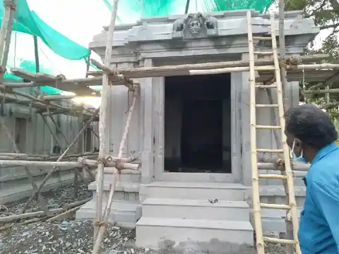 Arulmigu Soleeswarar Temple, Alukkuli, Gobichettaipalayam - 638453 Temple