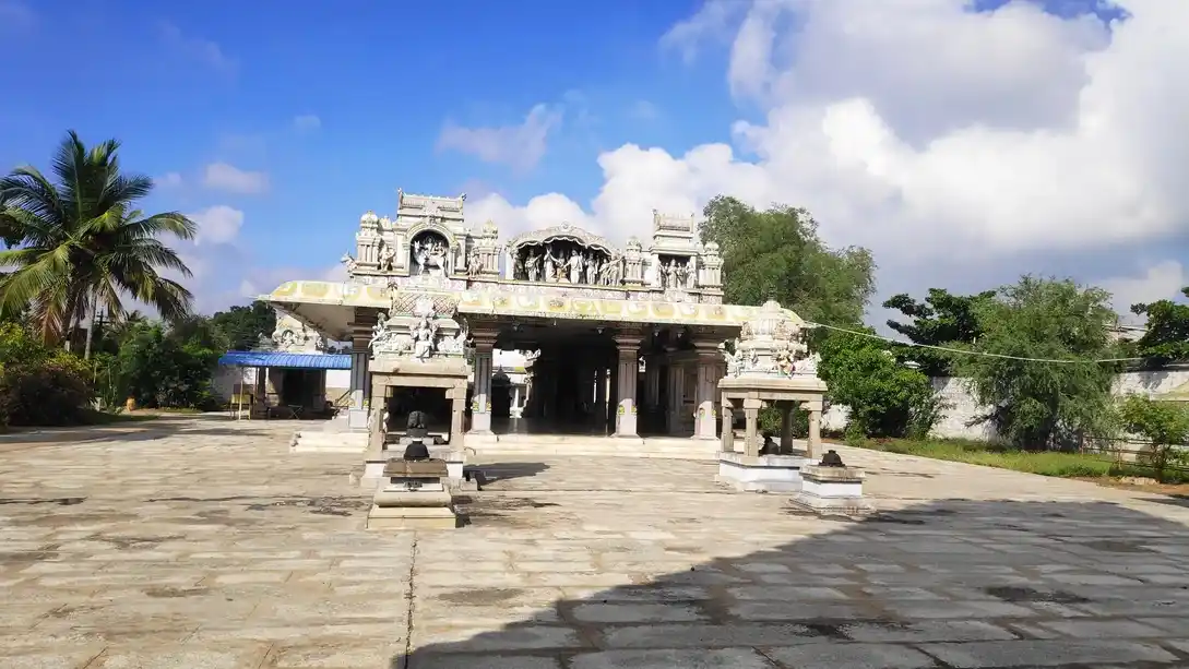 Arulmigu Soleeswarar Temple, Bus Stand, Muthur - 638105 அருள்மிகு சோழீஸ்வரசுவாமி திருக்கோயில், பஸ்ஸ்டாண்ட், Muthur - 638105, Tiruppur - Ancient Temple Architecture and History Image 2