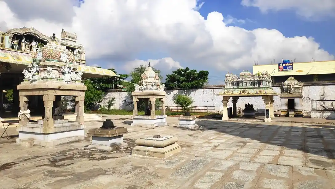 Arulmigu Soleeswarar Temple, Bus Stand, Muthur - 638105 அருள்மிகு சோழீஸ்வரசுவாமி திருக்கோயில், பஸ்ஸ்டாண்ட், Muthur - 638105, Tiruppur - Ancient Temple Architecture and History Image 3