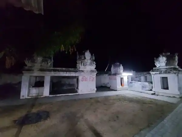 Arulmigu Soleeswarar Temple, Injampalli, Modakurichi - 638104 அருள்மிகு சோளீஸ்வரர் திருக்கோயில், Injampalli, Modakurichi - 638104, Erode - Ancient Temple Architecture and History Image 3