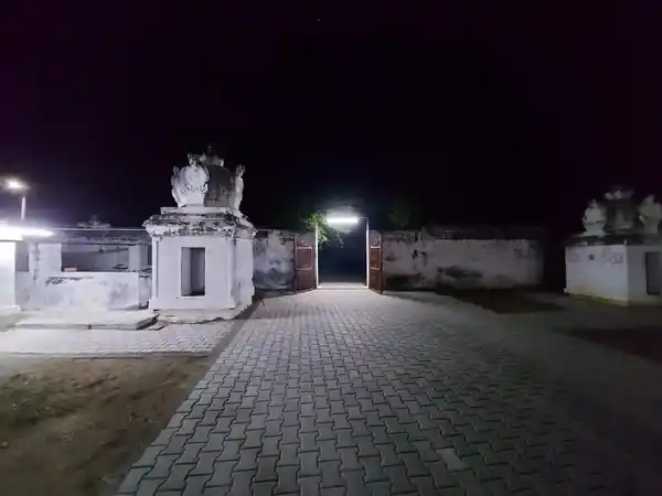 Arulmigu Soleeswarar Temple, Injampalli, Modakurichi - 638104 அருள்மிகு சோளீஸ்வரர் திருக்கோயில், Injampalli, Modakurichi - 638104, Erode - Ancient Temple Architecture and History Image 4