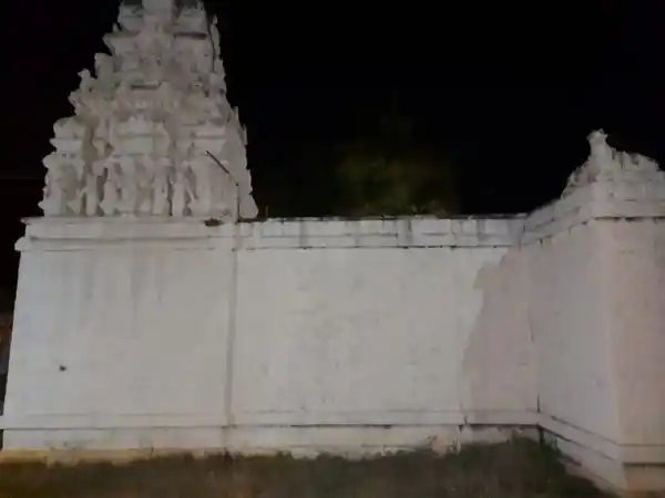 Arulmigu Soleeswarar Temple, Injampalli, Modakurichi - 638104 அருள்மிகு சோளீஸ்வரர் திருக்கோயில், Injampalli, Modakurichi - 638104, Erode - Ancient Temple Architecture and History Image 7