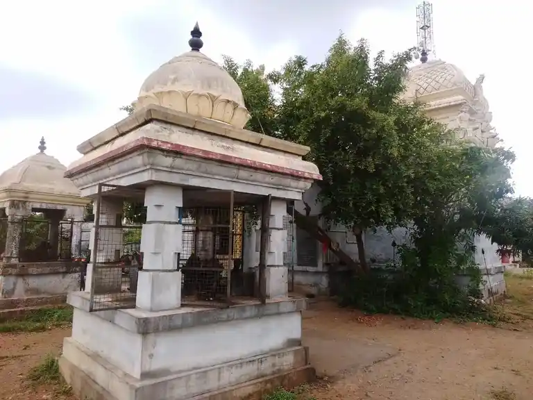 Arulmigu Soleeswarar Temple, Paakam - 604153 Arulmigu Soleeswarar Temple, Paakam - 604153, Kallakurichi - Ancient Temple Architecture and History Image 5