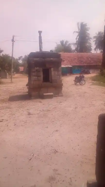 Arulmigu Soleeswarar Temple, Vanjinapuram - 621714 அருள்மிகு சோழீஸ்வரர் திருக்கோயில்,  - 621714, Ariyalur - Ancient Temple Architecture and History Image 3