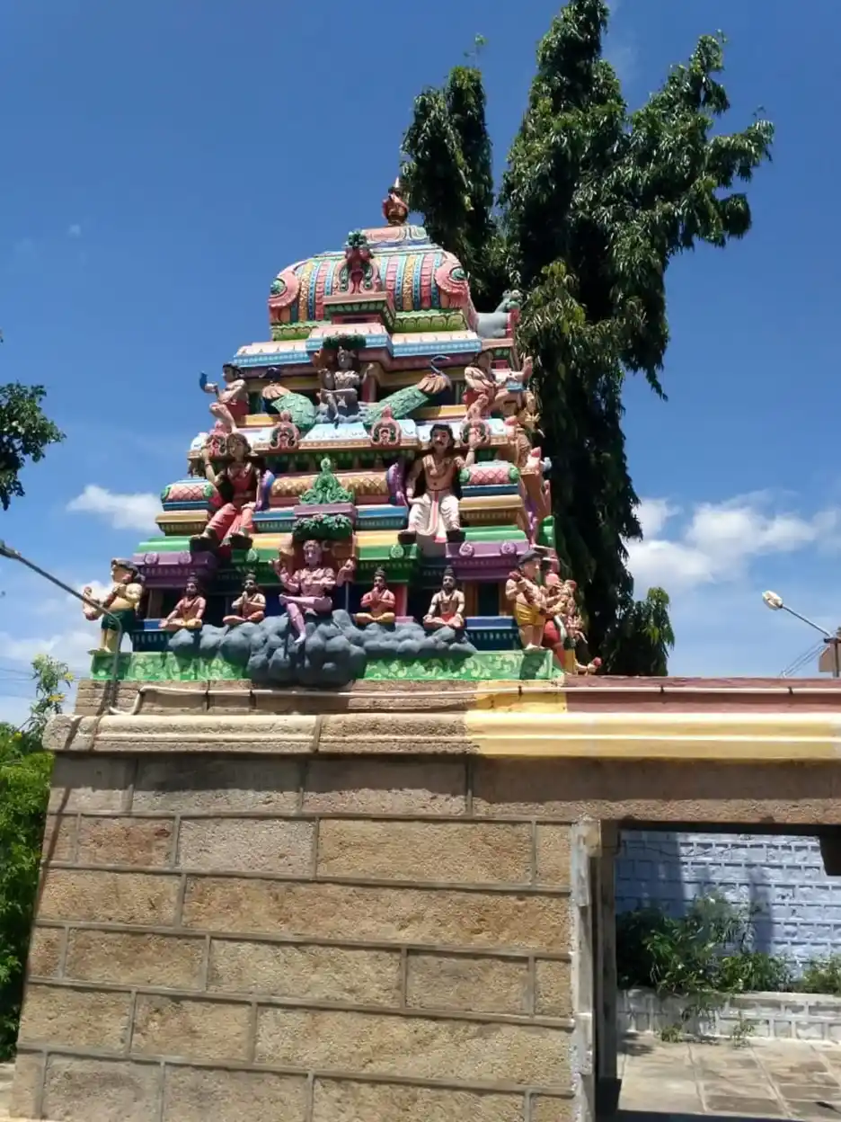 Arulmigu Solleeshwarar Temple, Vengampur - 638152 Arulmigu Solleeshwarar Temple, - 638152, Erode - Ancient Temple Architecture and History Image 2