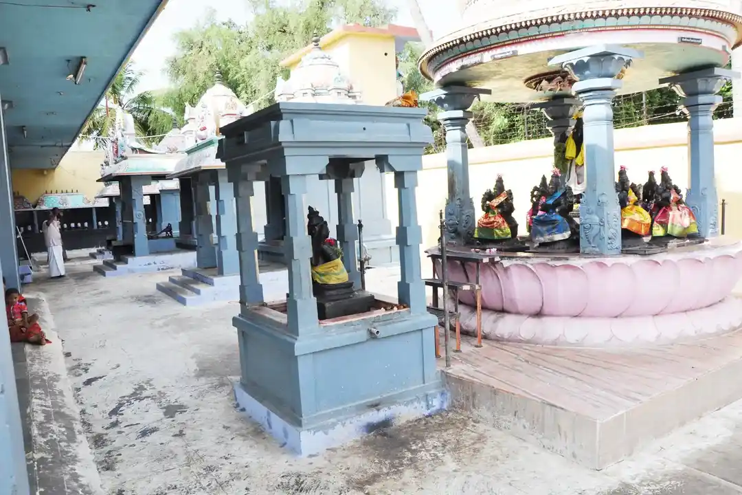 Arulmigu Solleshwarar Temple, Vairapalayam - 638001 அருள்மிகு சோளீஸ்வரர் திருக்கோயில், Vairapalayam - 638001, Erode - Ancient Temple Architecture and History Image 3