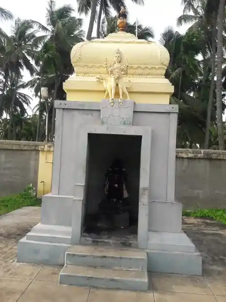 Arulmigu Soma Sundhareswarar Temple, Zameen Uthukkuli, Pollachi - 642004 அருள்மிகு சோமசுந்தரேஸ்வரர் திருக்கோயில், Zameen Uthukkuli, Pollachi - 642004, Coimbatore - Ancient Temple Architecture and History Image 2