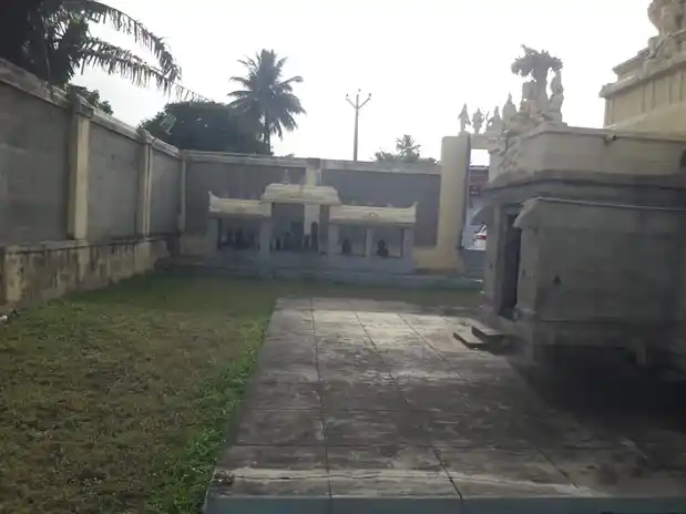 Arulmigu Soma Sundhareswarar Temple, Zameen Uthukkuli, Pollachi - 642004 அருள்மிகு சோமசுந்தரேஸ்வரர் திருக்கோயில், Zameen Uthukkuli, Pollachi - 642004, Coimbatore - Ancient Temple Architecture and History Image 3