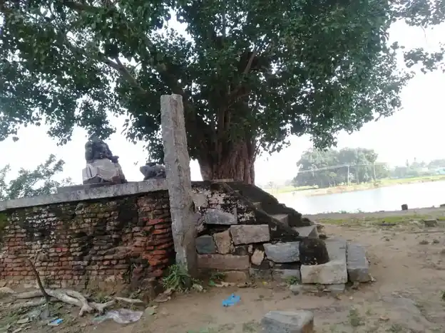 Arulmigu Somagiri Urani Vinayagar Temple, Karungalakkudi - 625101 அருள்மிகு சோமகிரி ஊரணி விநாயகர் கோயில், Karungalakkudi - 625101, Madurai - Ancient Temple Architecture and History Image 7