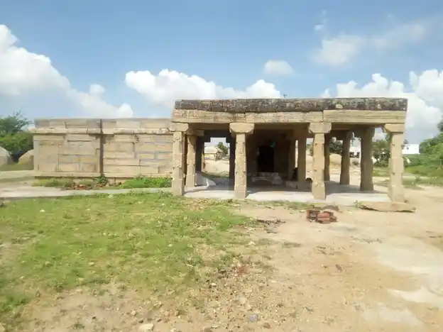 Arulmigu Somanaathar Temple, Maarayappatti - 622102 அருள்மிகு சோமநாதர் திருக்கோயில், Maarayappatti - 622102, Pudukkottai - Ancient Temple Architecture and History Image 2