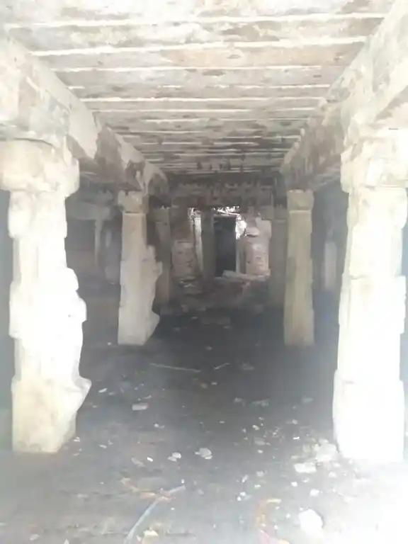 Arulmigu Somanathaswamy Temple, Adambai - 614602 Arulmigu Somanathaswamy Temple, Adambai - 614602, Thanjavur - Ancient Temple Architecture and History Image 6