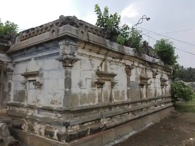 Arulmigu Somanathaswamy Temple, Alathudaiyanpatti - 621003 அருள்மிகு சோமநாதசுவாமி திருக்கோயில், Alathudaiyanpatti - 621003, Thiruchirappalli - Ancient Temple Architecture and History Image 4