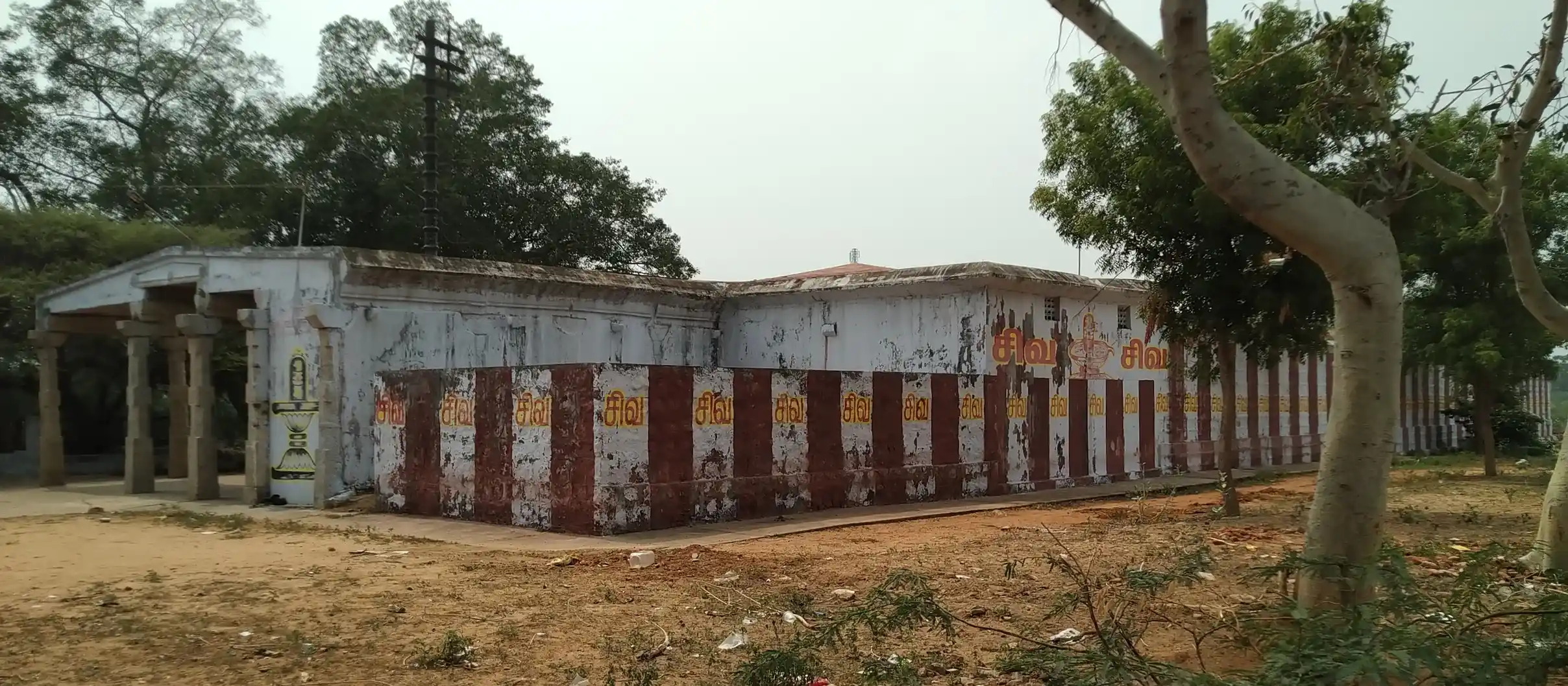 Arulmigu Somanathaswamy Temple, Devanalloor - 627502 அருள்மிகு சோமநாதசுவாமி திருக்கோயில், Devanalloor - 627502, Tirunelveli - Ancient Temple Architecture and History Image 2