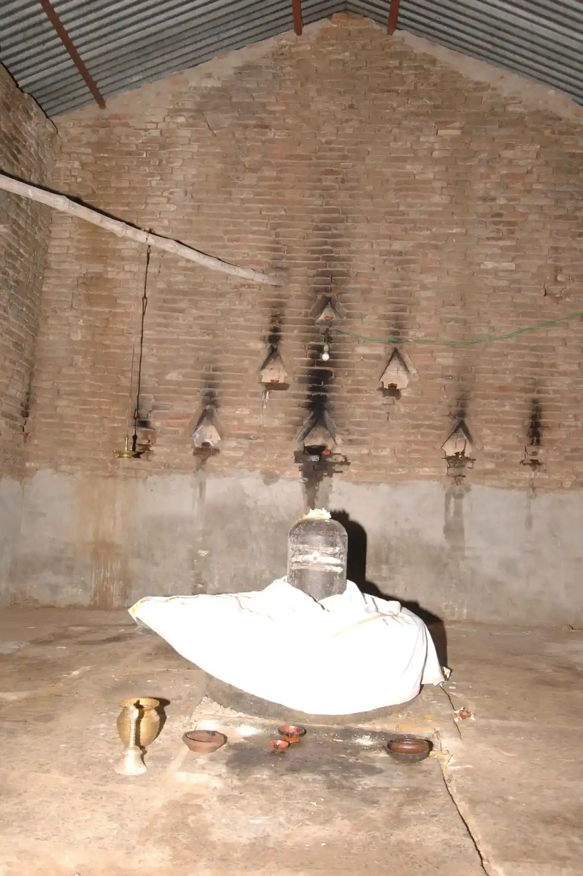 Arulmigu Somanathaswamy Temple, Neelaveli - 609306 அருள்மிகு சோமநாதசுவாமி திருக்கோயில், நீலவெளி - 609306, Mayiladuthurai - Ancient Temple Architecture and History Image 6