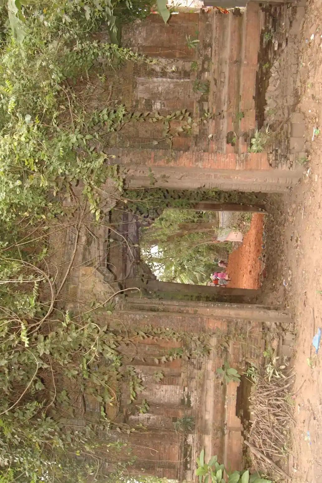 Arulmigu Somanathaswamy Temple, Neelaveli - 609306 அருள்மிகு சோமநாதசுவாமி திருக்கோயில், நீலவெளி - 609306, Mayiladuthurai - Ancient Temple Architecture and History Image 7