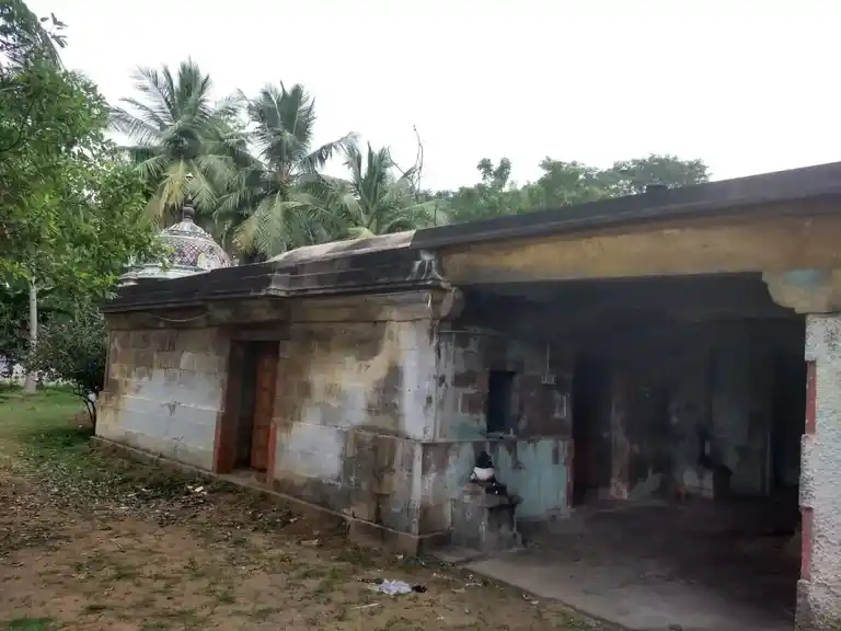 Arulmigu Somanathaswamyl Temple, Senganur - 610107 அருள்மிகு சோமநாத சுவாமி திருக்கோயில், Senganur - 610107, Thiruvarur - Ancient Temple Architecture and History Image 9