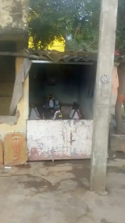 Arulmigu Somanatheeswarar Temple, Kembarajapuram - 632515 அருள்மிகு சோமநாதீஸ்வரர் திருக்கோயில், கெம்பராஜபுரம் - 632515, Vellore - Ancient Temple Architecture and History Image 3