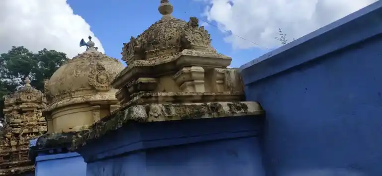 Arulmigu Somanatheeswarar Temple, Mupathuvetti - 632503 அருள்மிகு சோமநாதீஸ்வரர் திருக்கோயில், முப்பதுவெட்டி - 632503, Ranipet - Ancient Temple Architecture and History Image 4