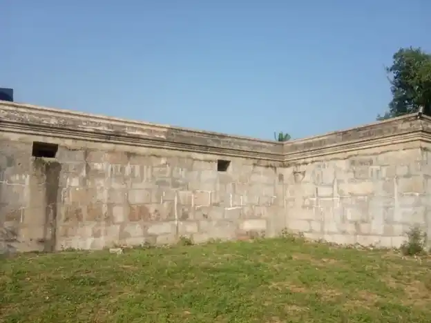 Arulmigu Somanatheeswarar Temple, Thirumalaicheri - 632513 அருள்மிகு சோமநாதீஸ்வரர் திருக்கோயில், திருமலைச்சேரி - 632513, Ranipet - Ancient Temple Architecture and History Image 2