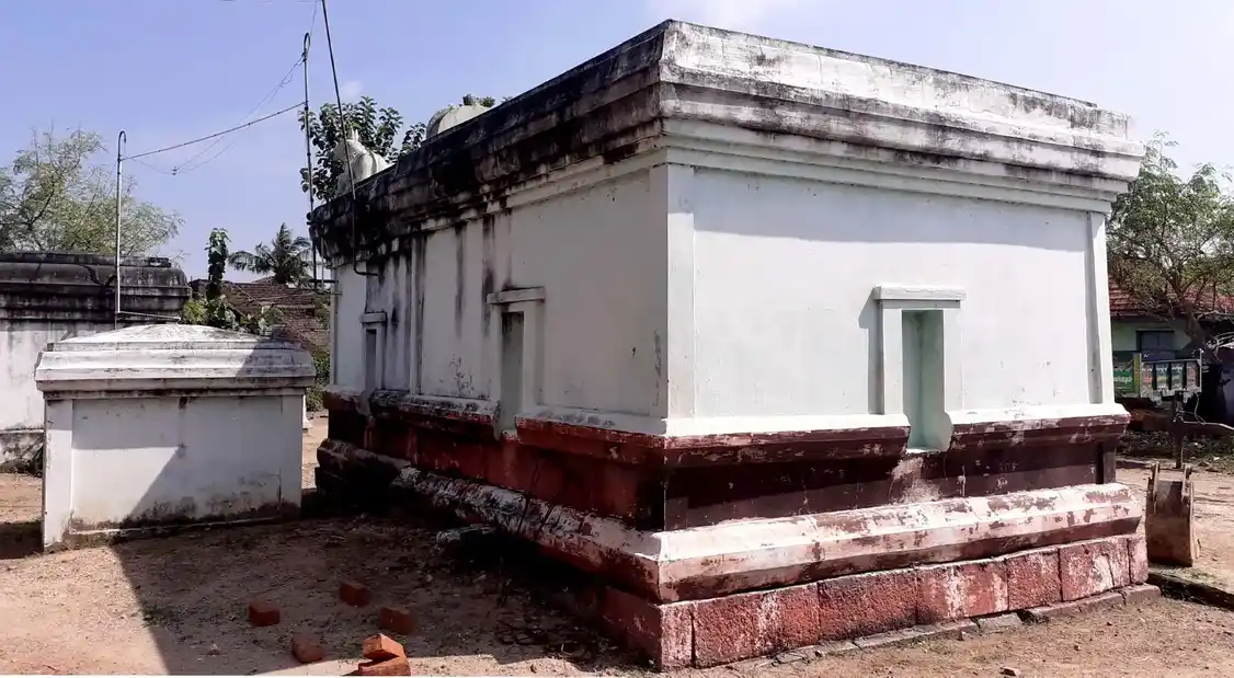 Arulmigu Somanatheeswarar Vagayara Temple, Marutham, Marutham - 603406 அருள்மிகு சோமநாதீஸ்வரர் வகையறா திருக்கோயில்கள், மருதம் - 603406, Kancheepuram - Ancient Temple Architecture and History Image 3