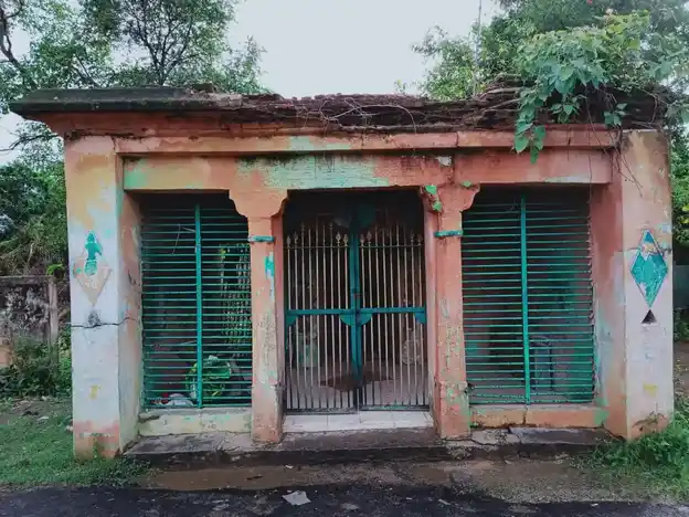Arulmigu Somanatheswarar Temple, Kundiyanthandalam - 631702