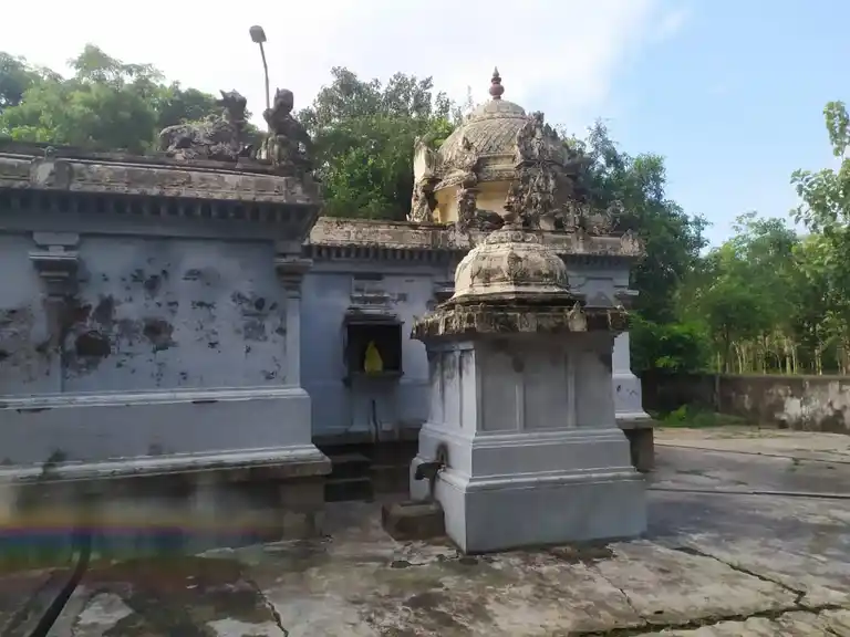 Arulmigu Somasundaraeswarer Temple, Kizhapalaiyur - 606103 அருள்மிகு சோமசுந்தரேஸ்வரர் திருக்கோயில், கீழப்பாலையூர் - 606103, Cuddalore - Ancient Temple Architecture and History Image 4