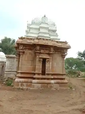 Arulmigu Somasundareswarar Temple, Keezhakuruchi, Iluppur Taluk - 622101 அருள்மிகு சோமசுந்தரேஸ்வரர் திருக்கோயில், கீழக்குறிச்சி, இலுப்பூர் வட்டம் - 622101, Pudukkottai - Ancient Temple Architecture and History Image 5