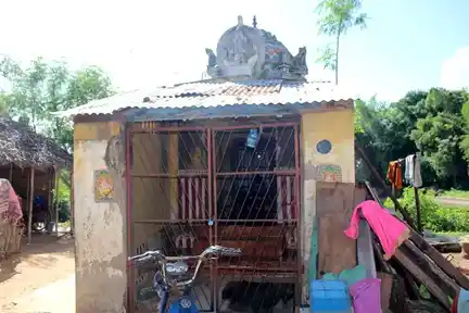 Arulmigu Somasundarpillaiyar Arulmigu Sellapillaiyar, Injikkollai - 612605 Arulmigu Somasundarpillaiyar Arulmigu Sellapillaiyar, Injikkollai - 612605, Thanjavur - Ancient Temple Architecture and History Image 2