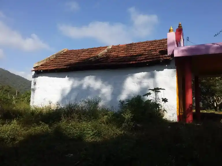 Arulmigu Someshwar Temple, Andevanapalli - 635107 அருள்மிகு சோமேஸ்வரர் திருக்கோயில், அந்தேவனப்பள்ளி - 635107, Krishnagiri - Ancient Temple Architecture and History Image 2