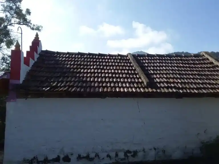 Arulmigu Someshwar Temple, Andevanapalli - 635107 அருள்மிகு சோமேஸ்வரர் திருக்கோயில், அந்தேவனப்பள்ளி - 635107, Krishnagiri - Ancient Temple Architecture and History Image 4