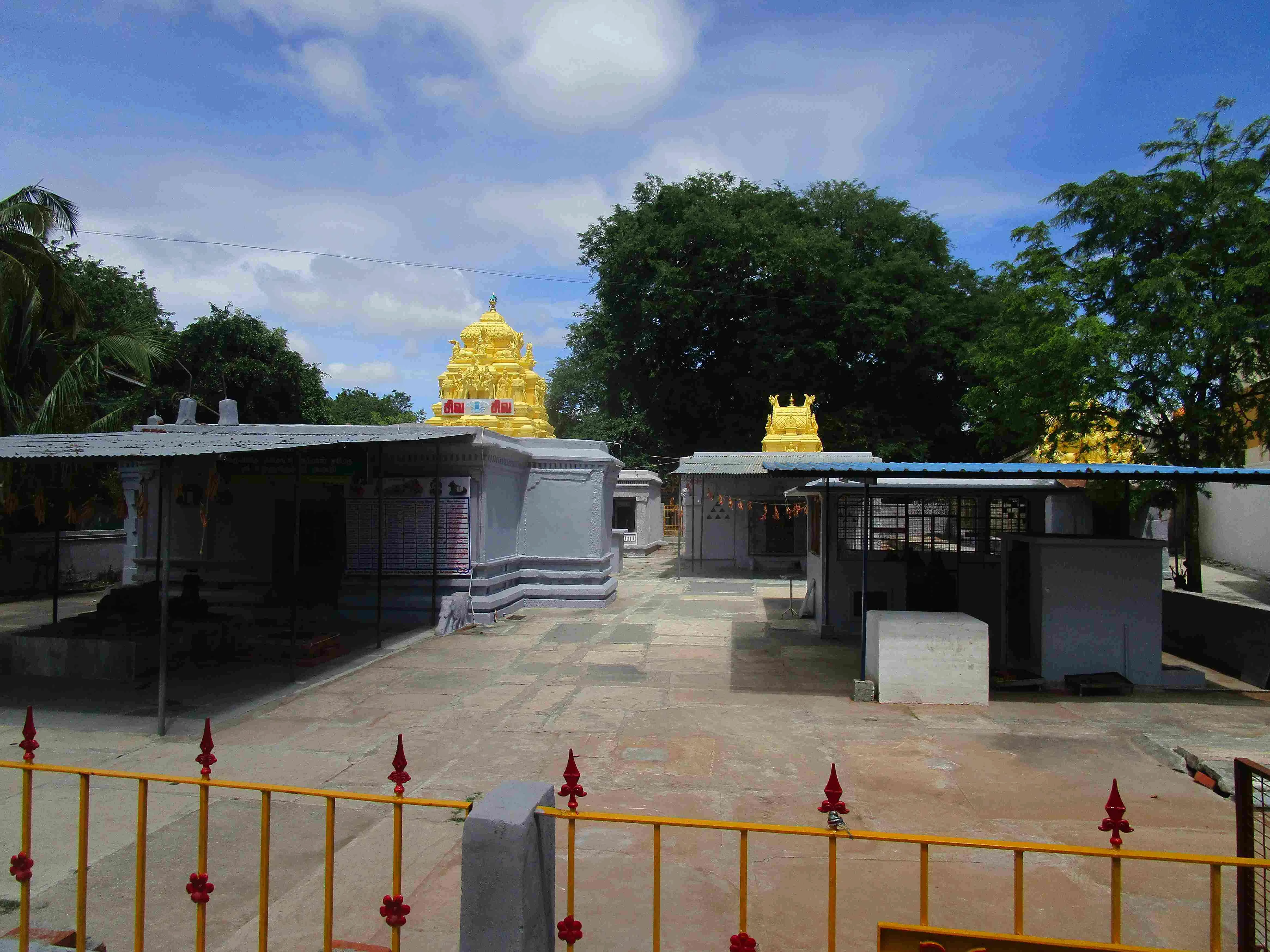 அருள்மிகு சோமேஸ்வரர் திருக்கோயில், Near Girls Higher Secondary School, Rayakottah - 635116 - Main View