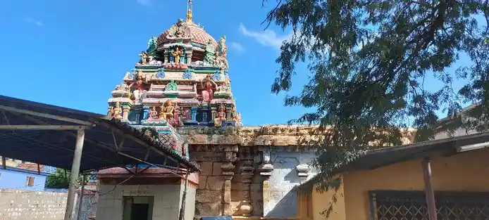 Arulmigu Someshwarar Chennakesavaperumal Temple, Sankari - 637301 அருள்மிகு சோமேஸ்வரர் சென்னகேசவப்பெருமாள் திருக்கோயில், சங்ககிரி - 637301, Salem - Ancient Temple Architecture and History Image 2