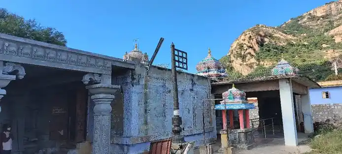 Arulmigu Someshwarar Chennakesavaperumal Temple, Sankari - 637301 அருள்மிகு சோமேஸ்வரர் சென்னகேசவப்பெருமாள் திருக்கோயில், சங்ககிரி - 637301, Salem - Ancient Temple Architecture and History Image 4