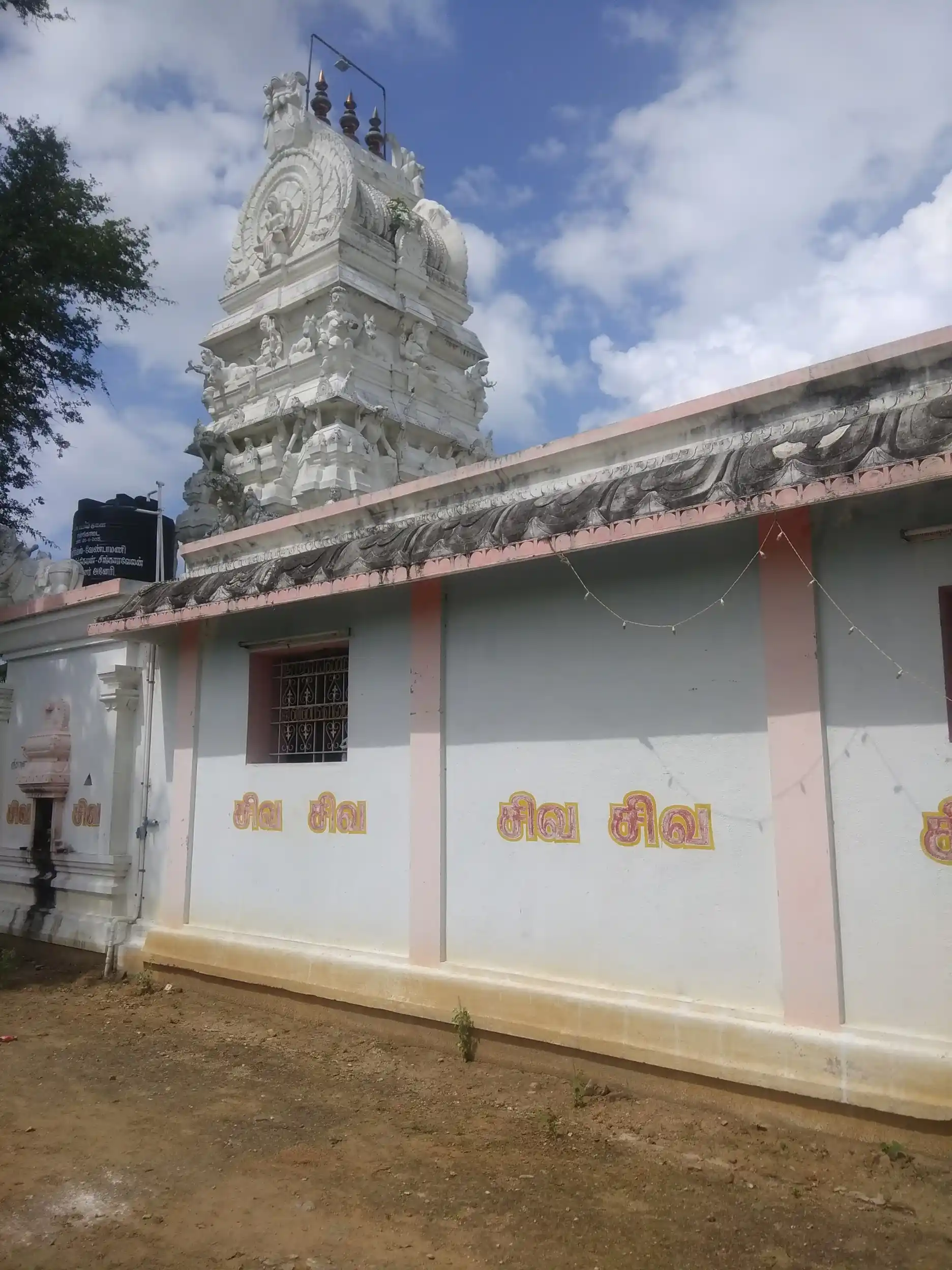 Arulmigu Someshwarar Temple, Aneri - 635653 அருள்மிகு சோமேஸ்வரர் திருக்கோயில், அனேரி - 635653, Thirupathur - Ancient Temple Architecture and History Image 3