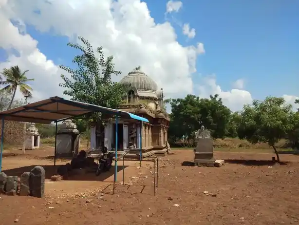 Arulmigu Someshwarar Temple, Somur - 639114