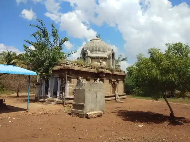 Arulmigu Someshwarar Temple, Somur - 639114 அருள்மிகு சோமேஸ்வரர் திருக்கோயில், Somur - 639114, Karur - Ancient Temple Architecture and History Image 2