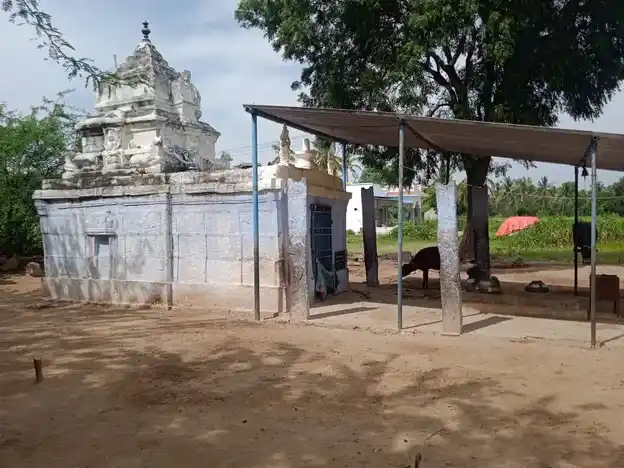 Arulmigu Someshwaraswamy Temple, Bikkanahalli - 636808 அருள்மிகு சோமேஸ்வரசாமி திருக்கோயில், Bikkanahalli - 636808, Dharmapuri - Ancient Temple Architecture and History Image 2