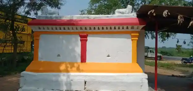 Arulmigu Someshwarer Temple, Somenahalli - 636803 அருள்மிகு சோமேஸ்வரர் திருக்கோயில், Somenahalli - 636803, Dharmapuri - Ancient Temple Architecture and History Image 3