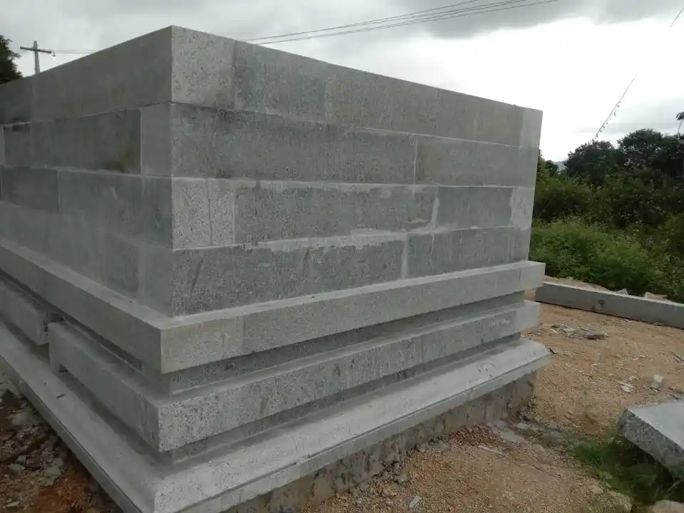 Arulmigu Someswarar Temple, Ariyanapalli - 635121 அருள்மிகு சோமேஸ்வர சுவாமி திருக்கோயில், Ariyanapalli - 635121, Krishnagiri - Ancient Temple Architecture and History Image 5