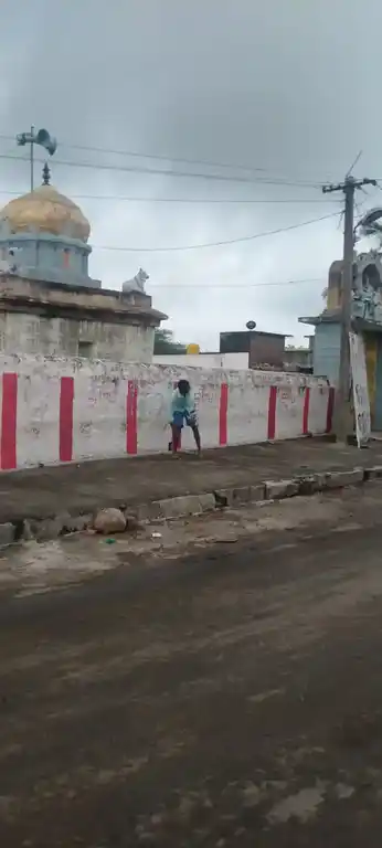 Arulmigu Someswarar Temple, Inside The Village, Thomoor - 602001