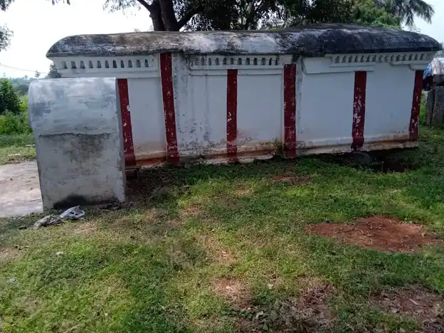 Arulmigu Someswarar Temple, Nariyanahalli - 635111 அருள்மிகு சோமேஸ்வரர் திருக்கோயில், Nariyanahalli - 635111, Dharmapuri - Ancient Temple Architecture and History Image 3