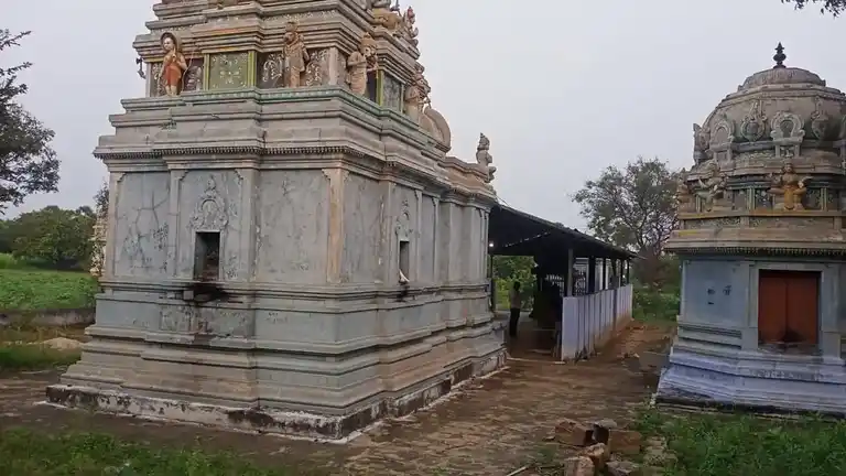 Arulmigu Someswarar Temple, Sappanipatty, Vanavasi - 636457 அருள்மிகு சோமேஸ்வரர் சுவாமி திருக்கோயில், Sappanipatty, Vanavasi - 636457, Salem - Ancient Temple Architecture and History Image 2