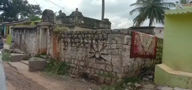 Arulmigu Someswarar Temple, Thiyarana Durgam - 635119 அருள்மிகு சோமேஸ்வரர் திருக்கோயில், Thiyarana Durgam - 635119, Krishnagiri - Ancient Temple Architecture and History Image 3